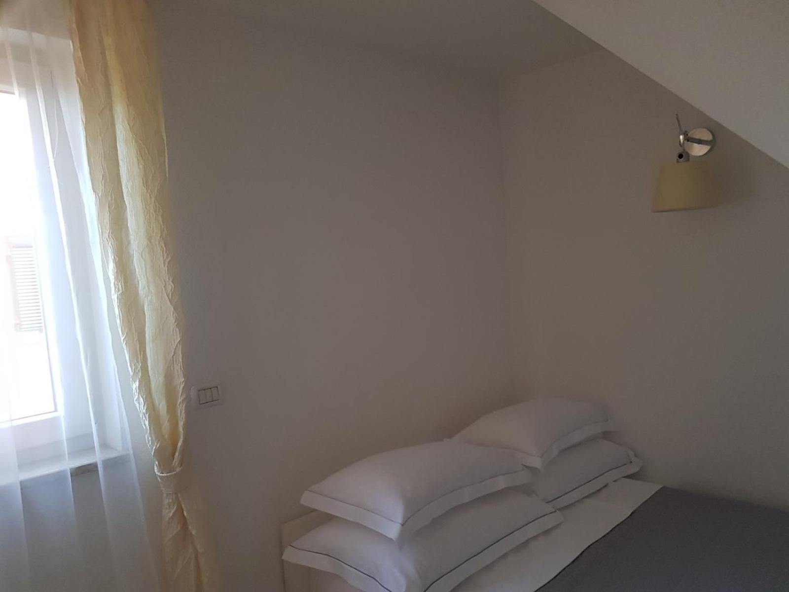 Apartments Fontana Zambratija Ngoại thất bức ảnh